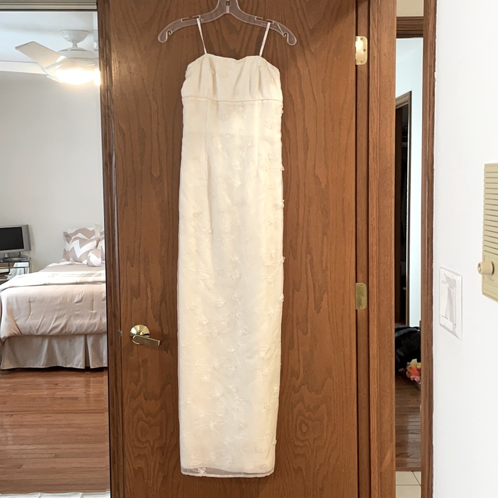 Nicole Miller starpless floral applicay dress